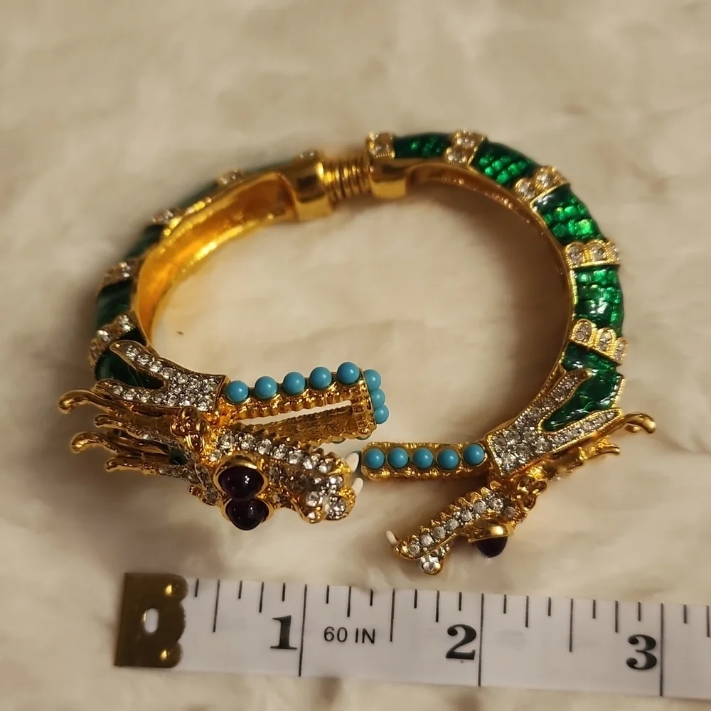 Rare KENNETH JAY LANE Green Dragon Bracelet - Picture 5 of 12